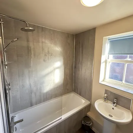 Meadowside - Part Of The The Bay Village With Pool, Gym And Direct Access, Pub, Restaurant, Tennis And Meadows Walks Filey