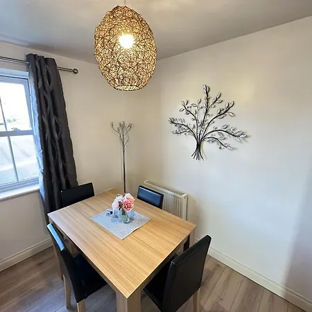 Дом отдыха Meadowside - Part Of The The Bay Village With Pool, Gym And Direct Access, Pub, Restaurant, Tennis And Meadows Walks